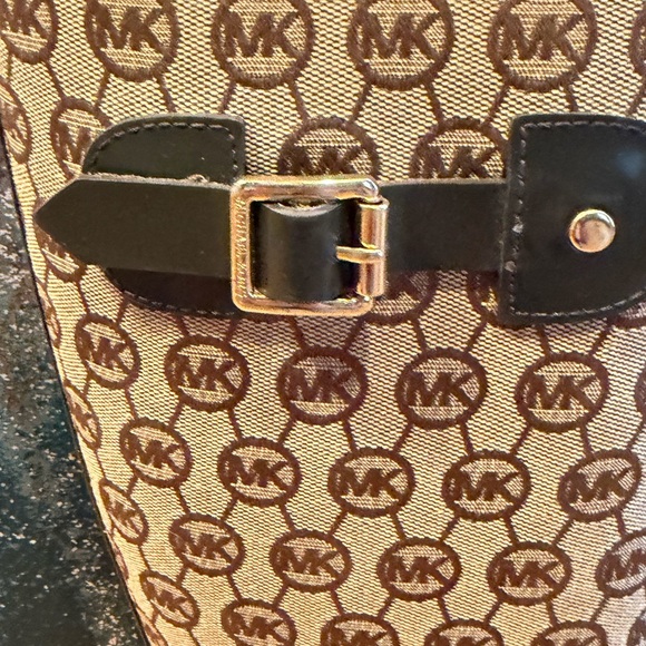 Michael Kors MK Logo Mid-Calf Dark Green & Brown Rain Boots - Picture 5 of 9